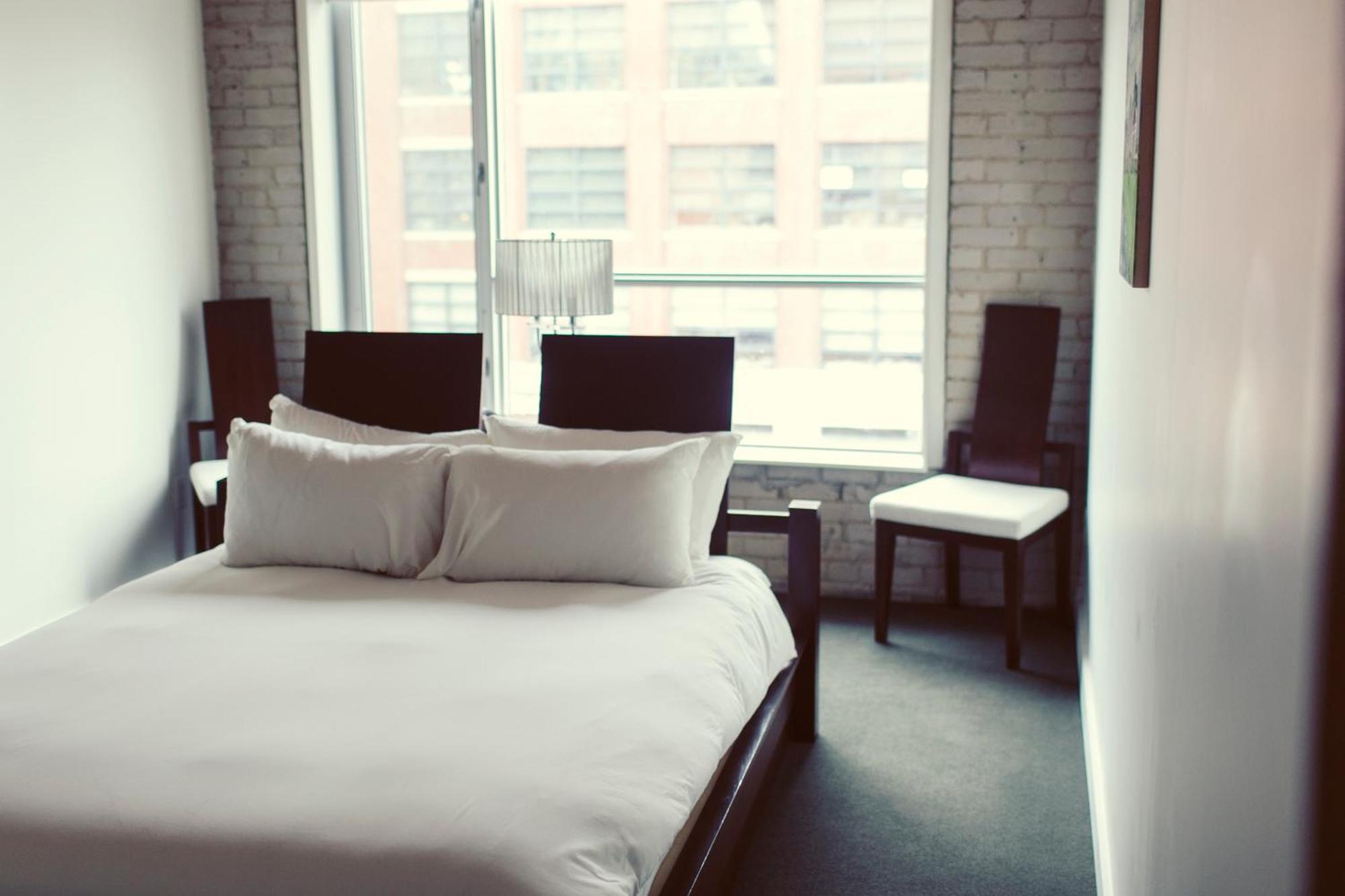 Hotel Ocho Toronto Eksteriør bilde