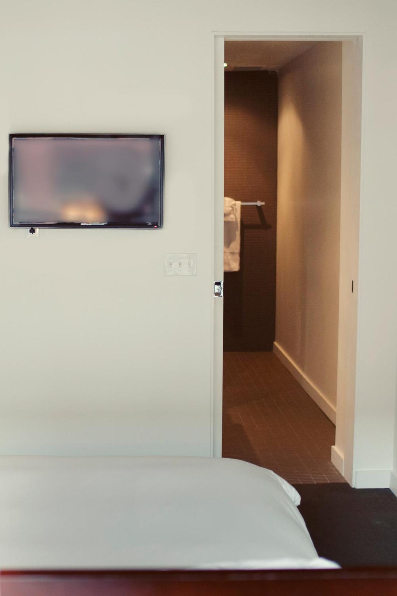 Hotel Ocho Toronto Eksteriør bilde