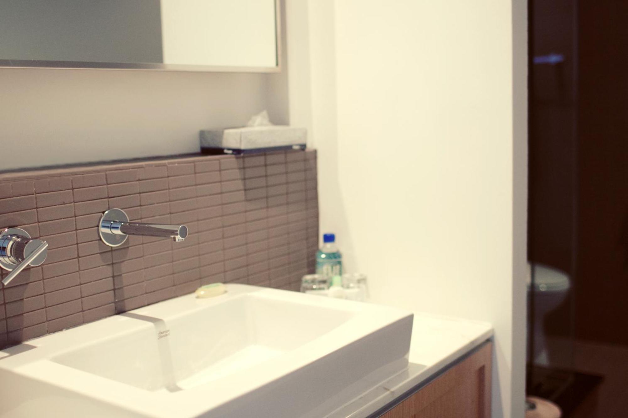 Hotel Ocho Toronto Eksteriør bilde