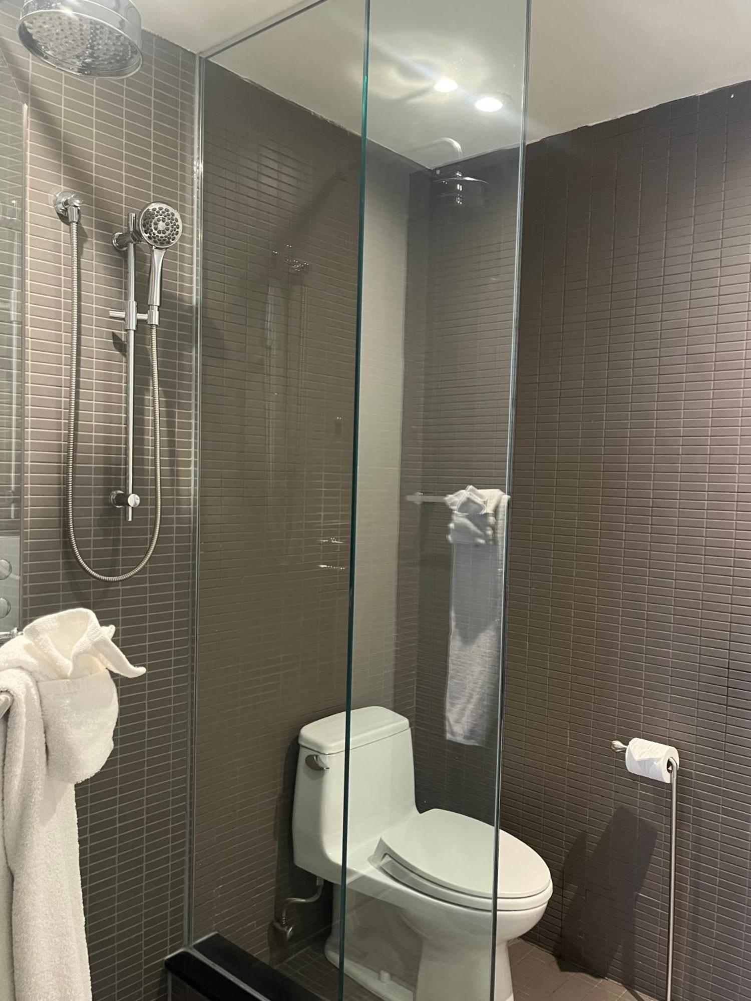 Hotel Ocho Toronto Eksteriør bilde