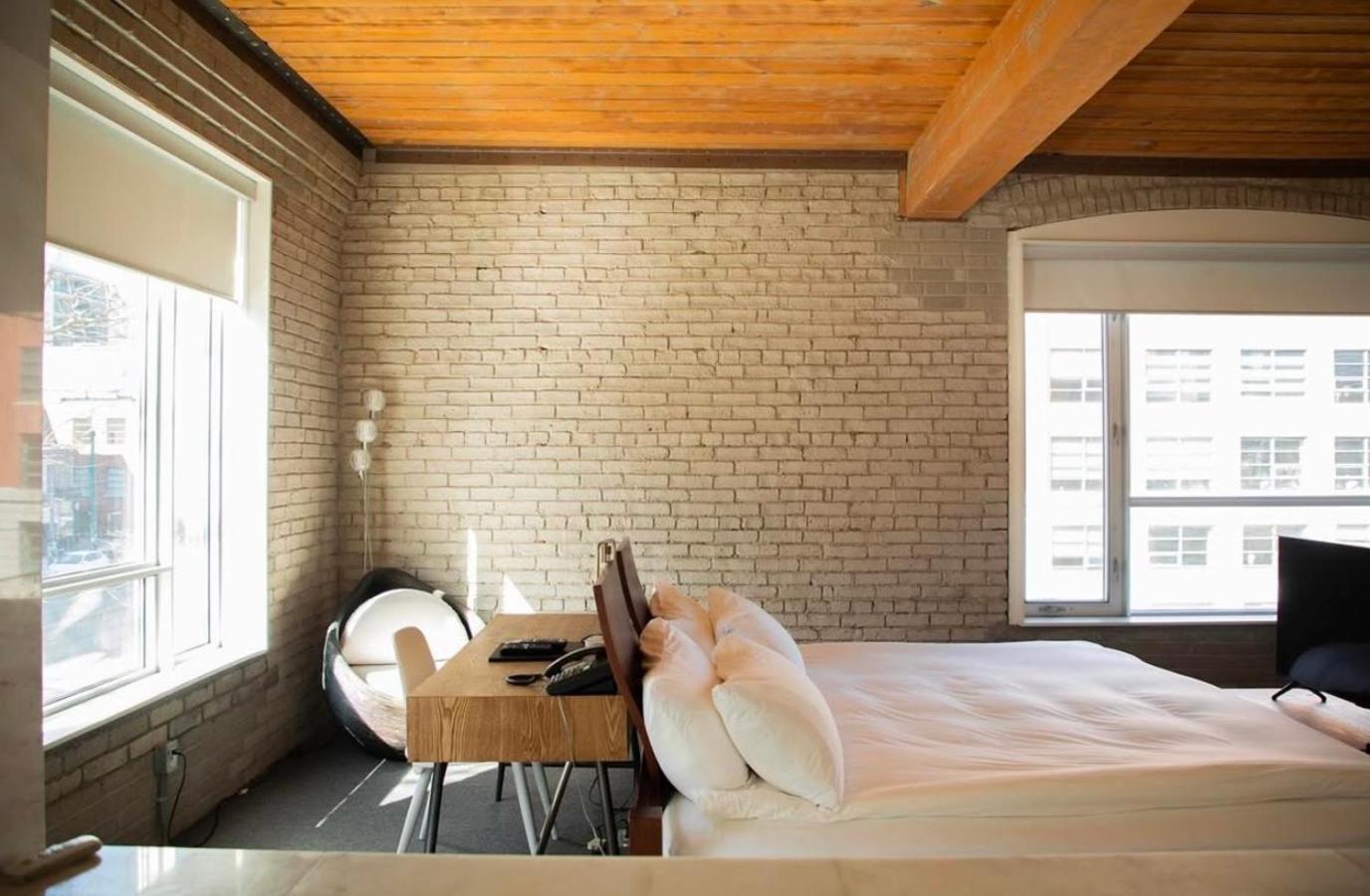 Hotel Ocho Toronto Eksteriør bilde